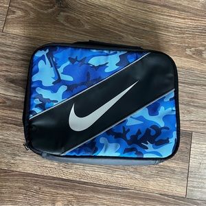 Nike lunchbox